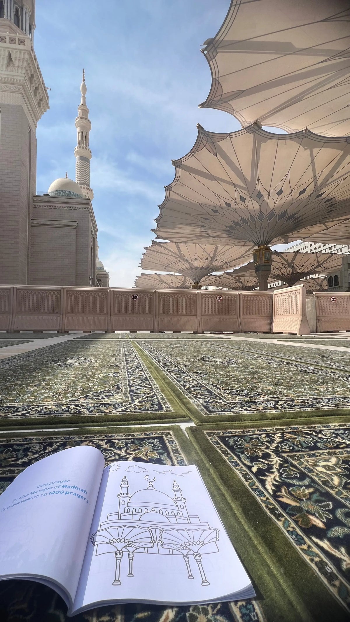 Cahier de coloriage Omra pour enfant – coloriage de la mosquée de Médine