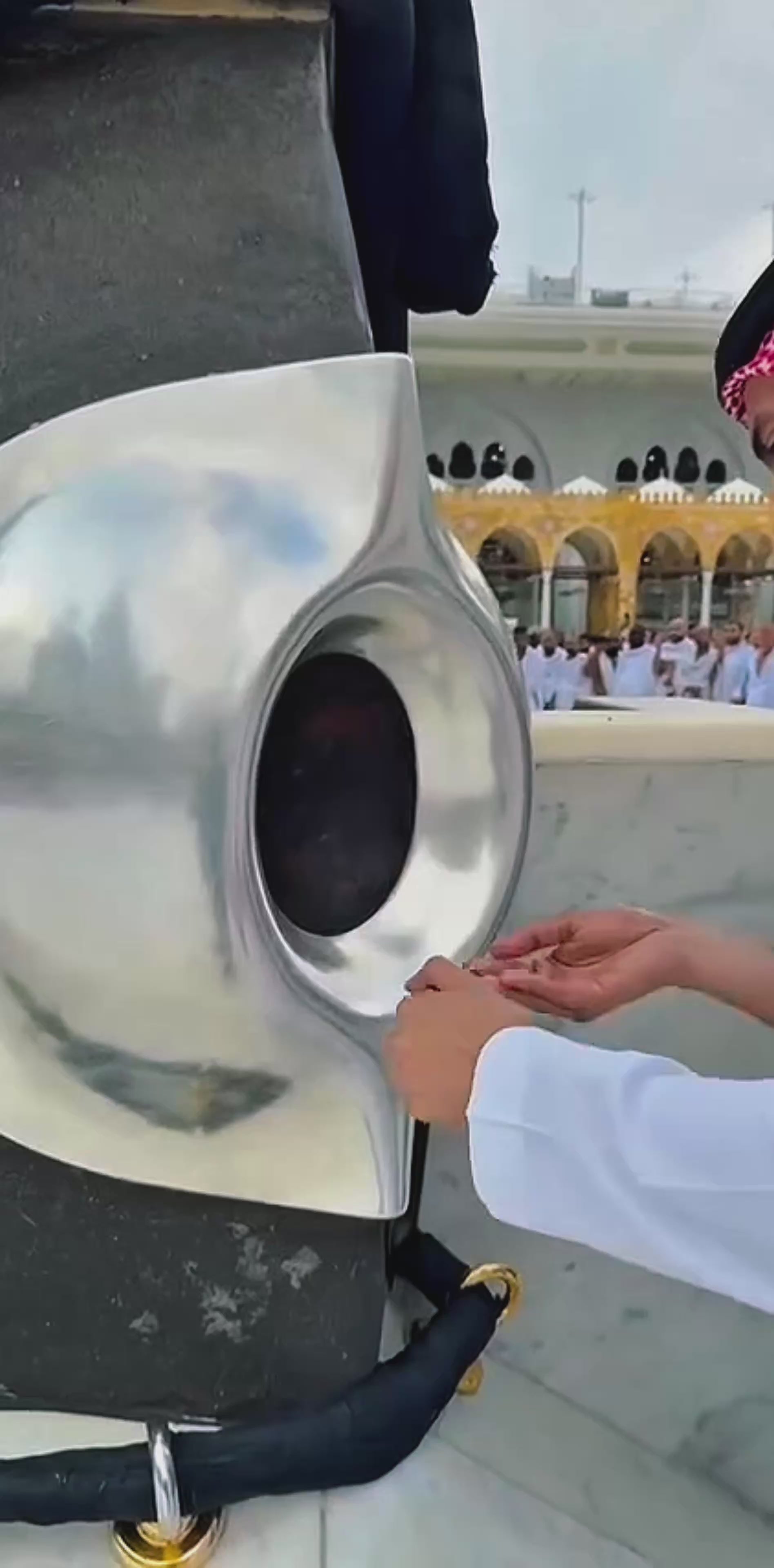 Musc Omra – L'Essence de La Mecque dans Chaque Goutte